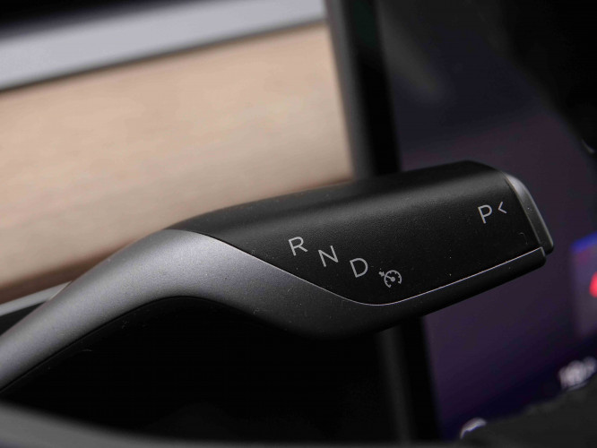 TESLA_TESLA_MODEL 3_2550589_18.jpg