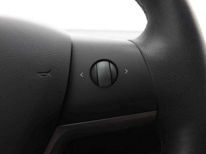 TESLA_TESLA_MODEL 3_2550931_49.jpg