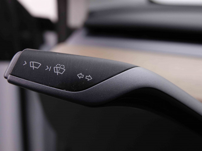 TESLA_TESLA_MODEL Y_2548888_18.jpg