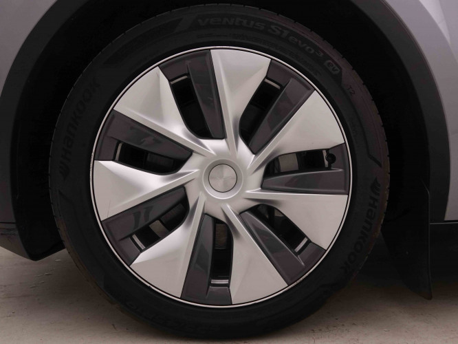 TESLA_TESLA_MODEL Y_2549773_22.jpg