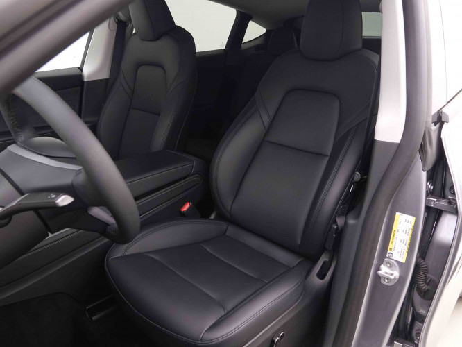 TESLA_TESLA_MODEL Y_2549773_7.jpg