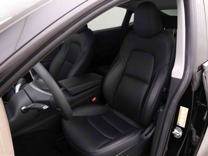 TESLA_TESLA_MODEL Y_2551010_7.jpg