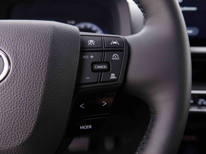 TOYOTA_TOYOTA_C_HR_2547870_18.jpg