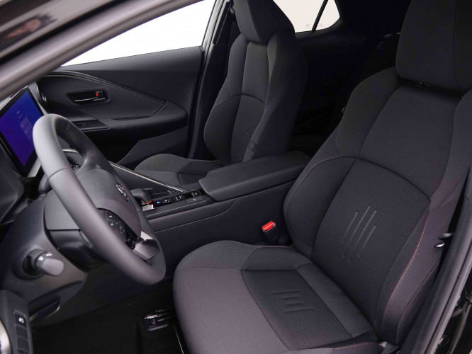 TOYOTA_TOYOTA_C_HR_2547870_6.jpg