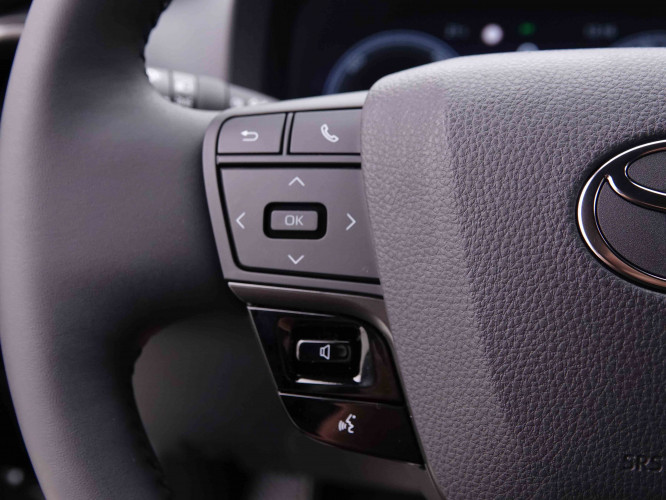 TOYOTA_TOYOTA_C_HR_2547874_17.jpg