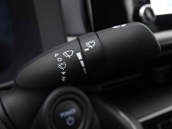 TOYOTA_TOYOTA_C_HR_2550782_15.jpg TOYOTA_TOYOTA_C_HR_2550782_15.jpg