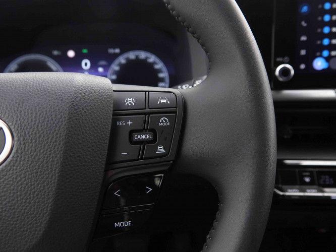 TOYOTA_TOYOTA_C_HR_2550787_17.jpg TOYOTA_TOYOTA_C_HR_2550787_17.jpg