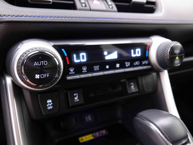 TOYOTA_TOYOTA_RAV4_2548759_13.jpg