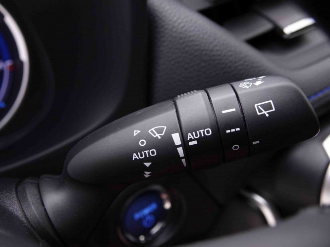 TOYOTA_TOYOTA_RAV4_2548760_17.jpg
