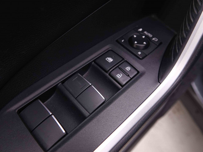 TOYOTA_TOYOTA_RAV4_2548996_20.jpg