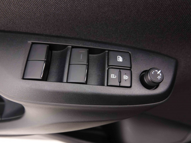 TOYOTA_TOYOTA_YARISCROSS_2549504_18.jpg