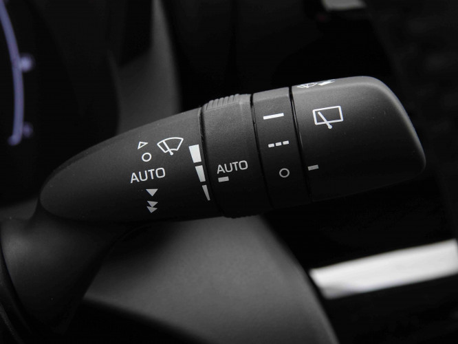 TOYOTA_TOYOTA_YARISCROSS_2549505_15.jpg