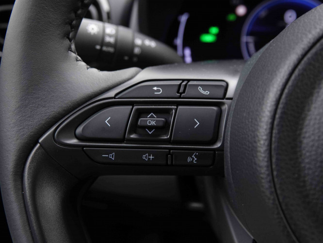 TOYOTA_TOYOTA_YARISCROSS_2550250_16.jpg TOYOTA_TOYOTA_YARISCROSS_2550250_16.jpg