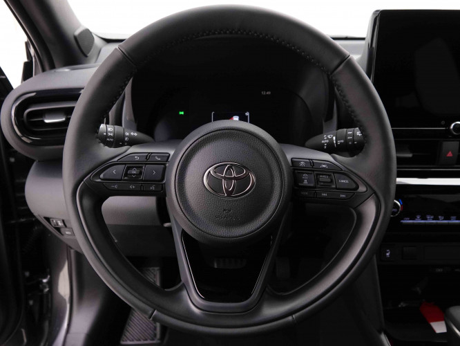 TOYOTA_TOYOTA_YARISCROSS_2550255_8.jpg TOYOTA_TOYOTA_YARISCROSS_2550255_8.jpg