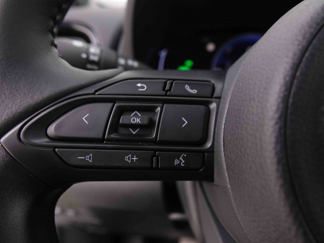 TOYOTA_TOYOTA_YARISCROSS_2550903_16.jpg TOYOTA_TOYOTA_YARISCROSS_2550903_16.jpg