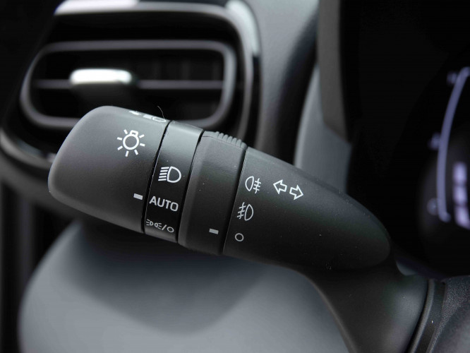 TOYOTA_TOYOTA_YARISCROSS_2654211_15.jpg