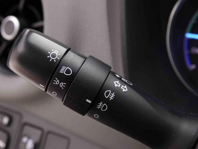 TOYOTA_TOYOTA_YARIS_2549372_15.jpg