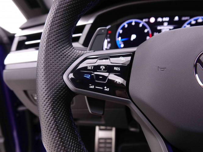 VOLKSWAGEN_VOLKSWAGEN_ARTEON_2548207_24.jpg