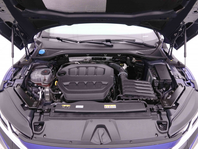 VOLKSWAGEN_VOLKSWAGEN_ARTEON_2548207_30.jpg