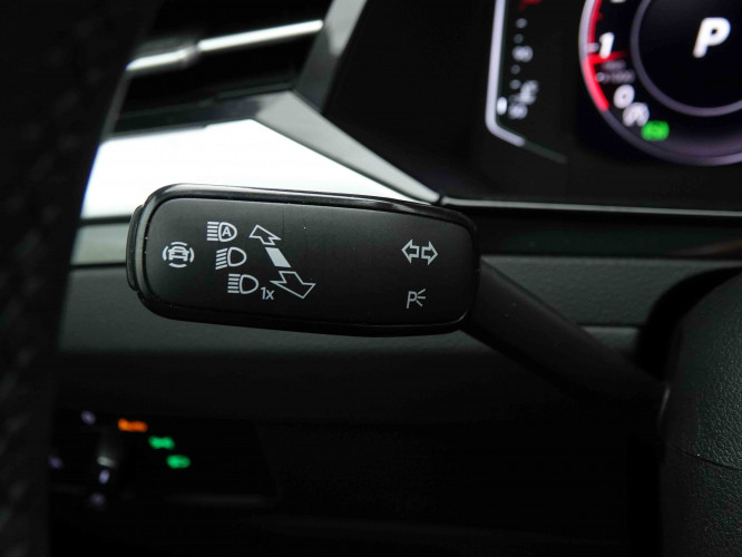 VOLKSWAGEN_VOLKSWAGEN_ARTEON_2653536_16.jpg