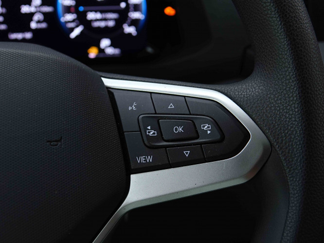 VOLKSWAGEN_VOLKSWAGEN_CRAFTER_2655075_17.jpg