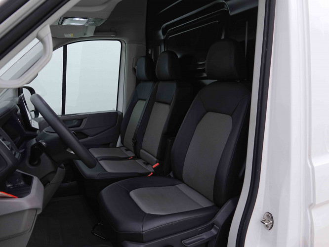 VOLKSWAGEN_VOLKSWAGEN_CRAFTER_2655075_7.jpg