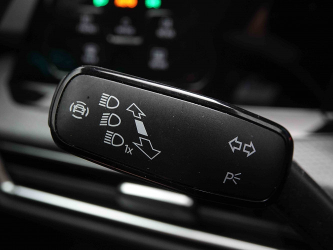 VOLKSWAGEN_VOLKSWAGEN_GOLF GTD_2549805_20.jpg
