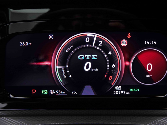 VOLKSWAGEN_VOLKSWAGEN_GOLF GTE_2549304_15.jpg