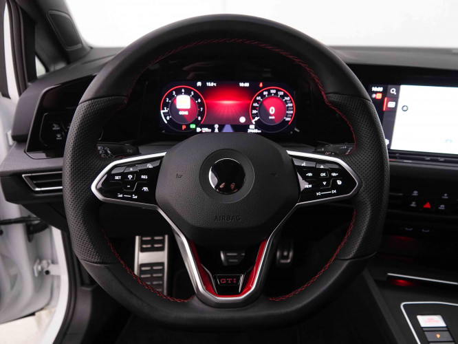 VOLKSWAGEN_VOLKSWAGEN_GOLF GTI_2548118_12.jpg