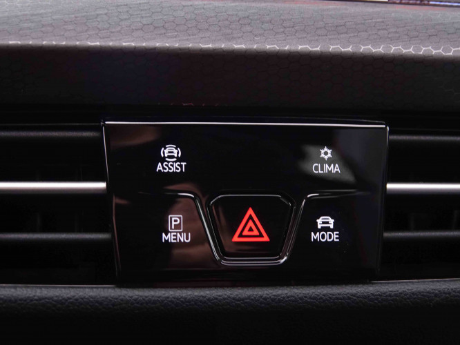 VOLKSWAGEN_VOLKSWAGEN_GOLF GTI_2548409_15.jpg