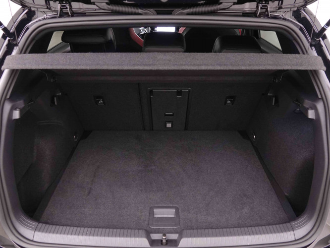 VOLKSWAGEN_VOLKSWAGEN_GOLF GTI_2548409_5.jpg