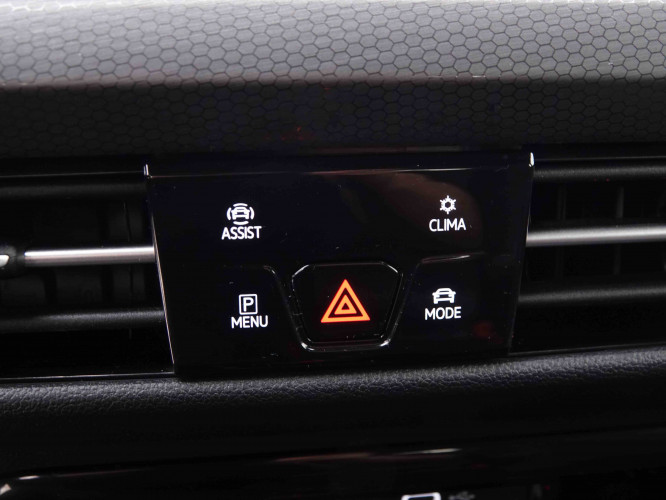 VOLKSWAGEN_VOLKSWAGEN_GOLF GTI_2548785_15.jpg