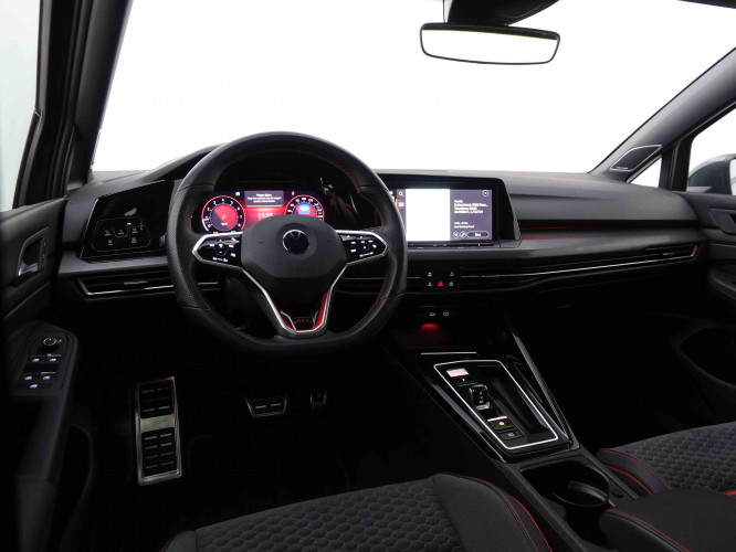 VOLKSWAGEN_VOLKSWAGEN_GOLF GTI_2548785_7.jpg