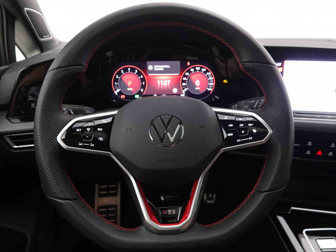 VOLKSWAGEN_VOLKSWAGEN_GOLF GTI_2549356_9.jpg