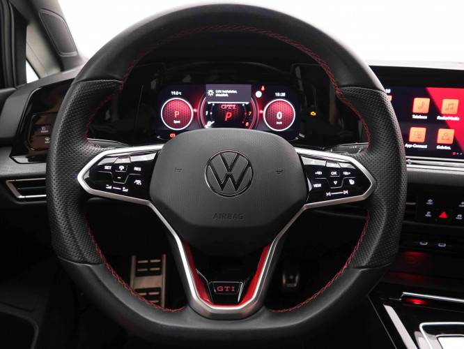 VOLKSWAGEN_VOLKSWAGEN_GOLF GTI_2549695_8.jpg