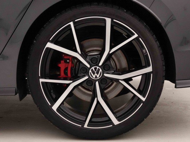 VOLKSWAGEN_VOLKSWAGEN_GOLF GTI_2652847_22.jpg
