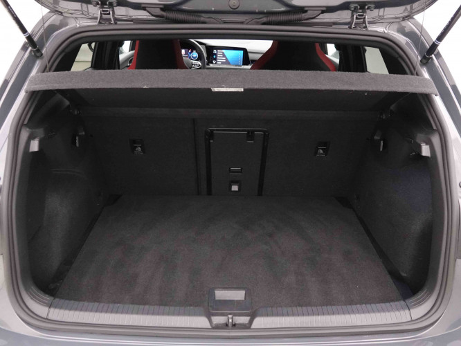 VOLKSWAGEN_VOLKSWAGEN_GOLF GTI_2652847_5.jpg