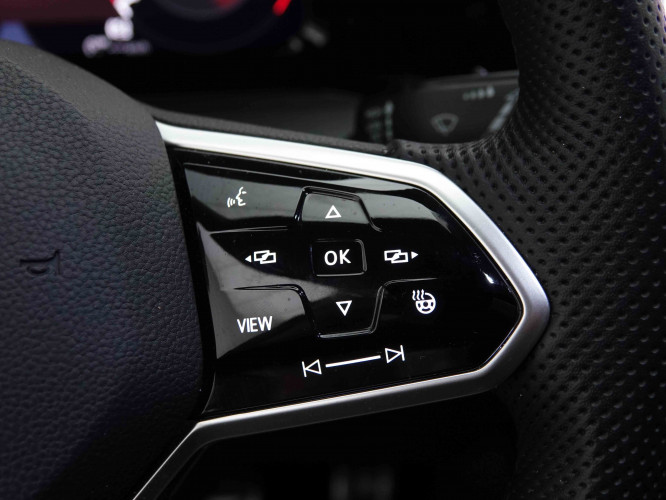 VOLKSWAGEN_VOLKSWAGEN_GOLF GTI_2653510_21.jpg