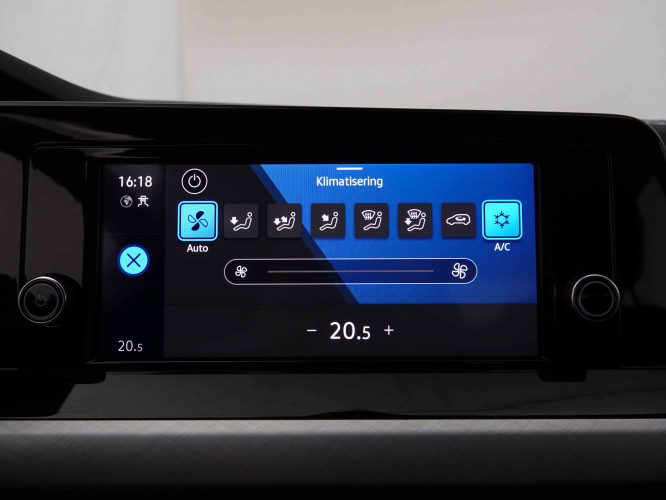 VOLKSWAGEN_VOLKSWAGEN_GOLF_2548346_13.jpg