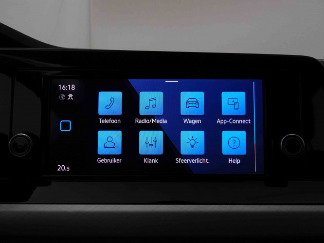 VOLKSWAGEN_VOLKSWAGEN_GOLF_2548346_14.jpg