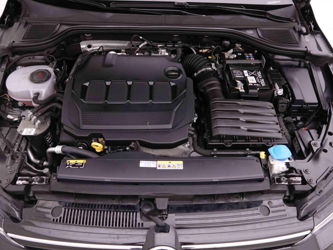 VOLKSWAGEN_VOLKSWAGEN_GOLF_2548873_23.jpg