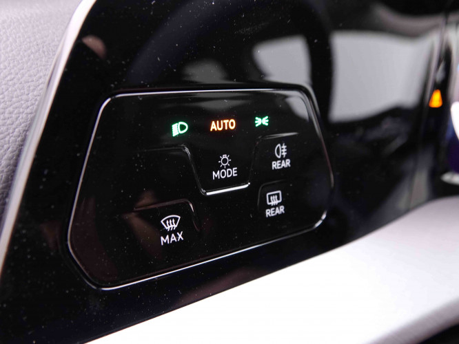 VOLKSWAGEN_VOLKSWAGEN_GOLF_2549115_8.jpg