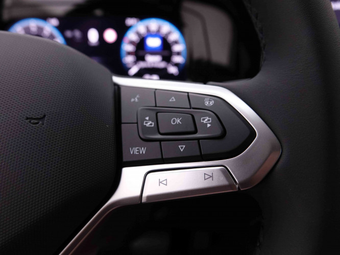 VOLKSWAGEN_VOLKSWAGEN_GOLF_2549117_19.jpg