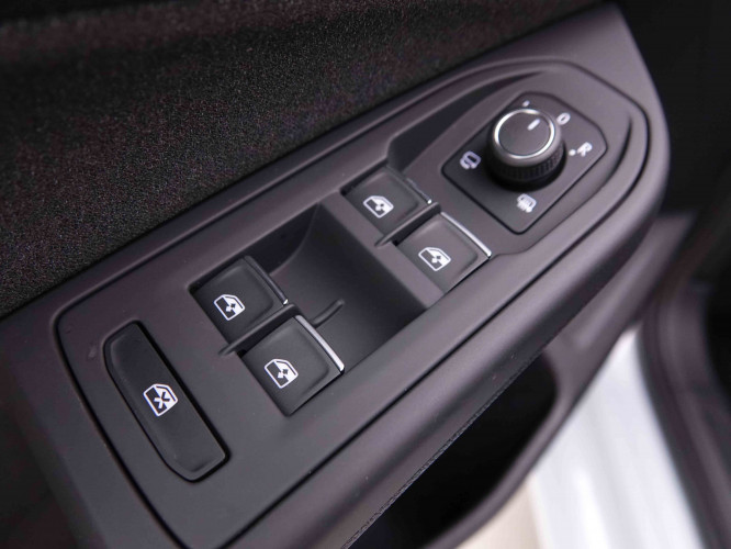 VOLKSWAGEN_VOLKSWAGEN_GOLF_2549117_20.jpg