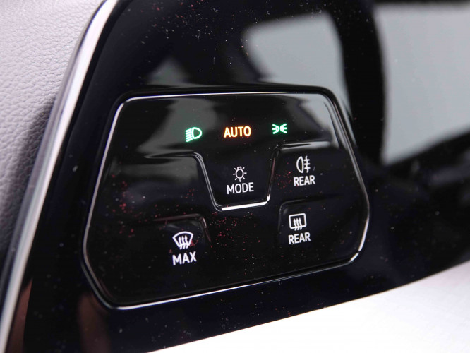 VOLKSWAGEN_VOLKSWAGEN_GOLF_2549117_8.jpg