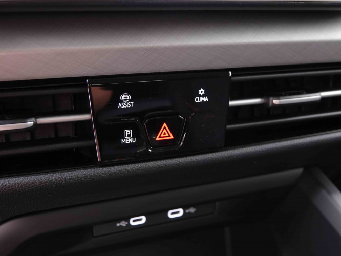 VOLKSWAGEN_VOLKSWAGEN_GOLF_2549118_15.jpg