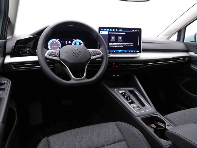 VOLKSWAGEN_VOLKSWAGEN_GOLF_2549118_7.jpg