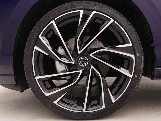 VOLKSWAGEN_VOLKSWAGEN_GOLF_2549886_23.jpg