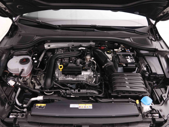 VOLKSWAGEN_VOLKSWAGEN_GOLF_2549888_24.jpg