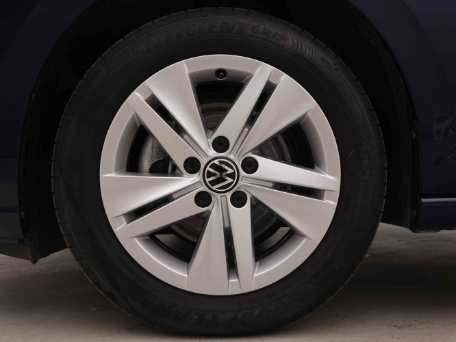 VOLKSWAGEN_VOLKSWAGEN_GOLF_2549889_23.jpg